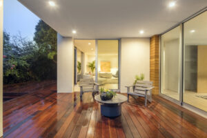 When to Choose Milgard AX550 Moving Glass Walls for Indoor Outdoor Living