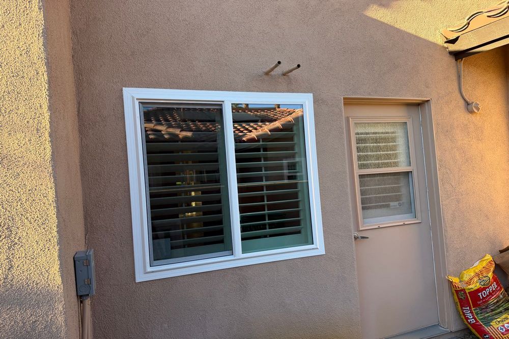 Signs Your Desert Home Needs Premium Vinyl Window Replacements